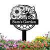 Custom Metal Bee Garden Signs with Stake, Personalized Garden Signs for Outside, Customized Name Sign Outoor Yard Lawn Gardens Decor Gardening Gifts for Grandmas Moms Gardeners