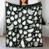 DIY Coloring Blanket for Adults, Coloring Blanket with 24 Markers, Color Blankets for Kids, Ghost, Witch & Pumpkin Creative DIY Art Blankets for Halloween Christmas Holidays Decor (Black#03)