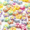 Gxueshan 200 Pcs Acrylic 6 Colors Mix Flower Shaped Beads Charms for Bracelets Jewelry Making Crafts DIY Necklace Gifts Keychain Bag Zipper Pull Hair Clips and Home Decoration