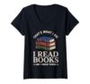 Women's Funny Bookworm Art for Men Women Book Reading Book Reader V-Neck T-Shirt
