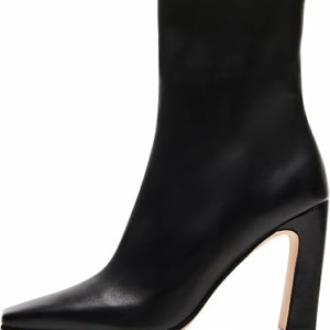LOVEE COSEE Ankle Boots