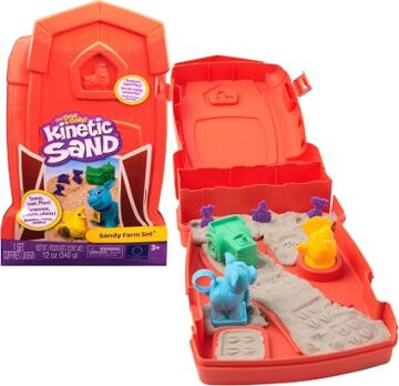Kinetic Sand Sandy Farm Set, Moldable Play Sand Sensory Toys, Ages 3+