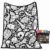 DIY Coloring Throw Blanket Kit with 24 Fabric Markers – Soft Plush Flannel Creative Craft Set, Fun Family Activity for Kids & Adults, Cozy Gift for Birthday & Holidays